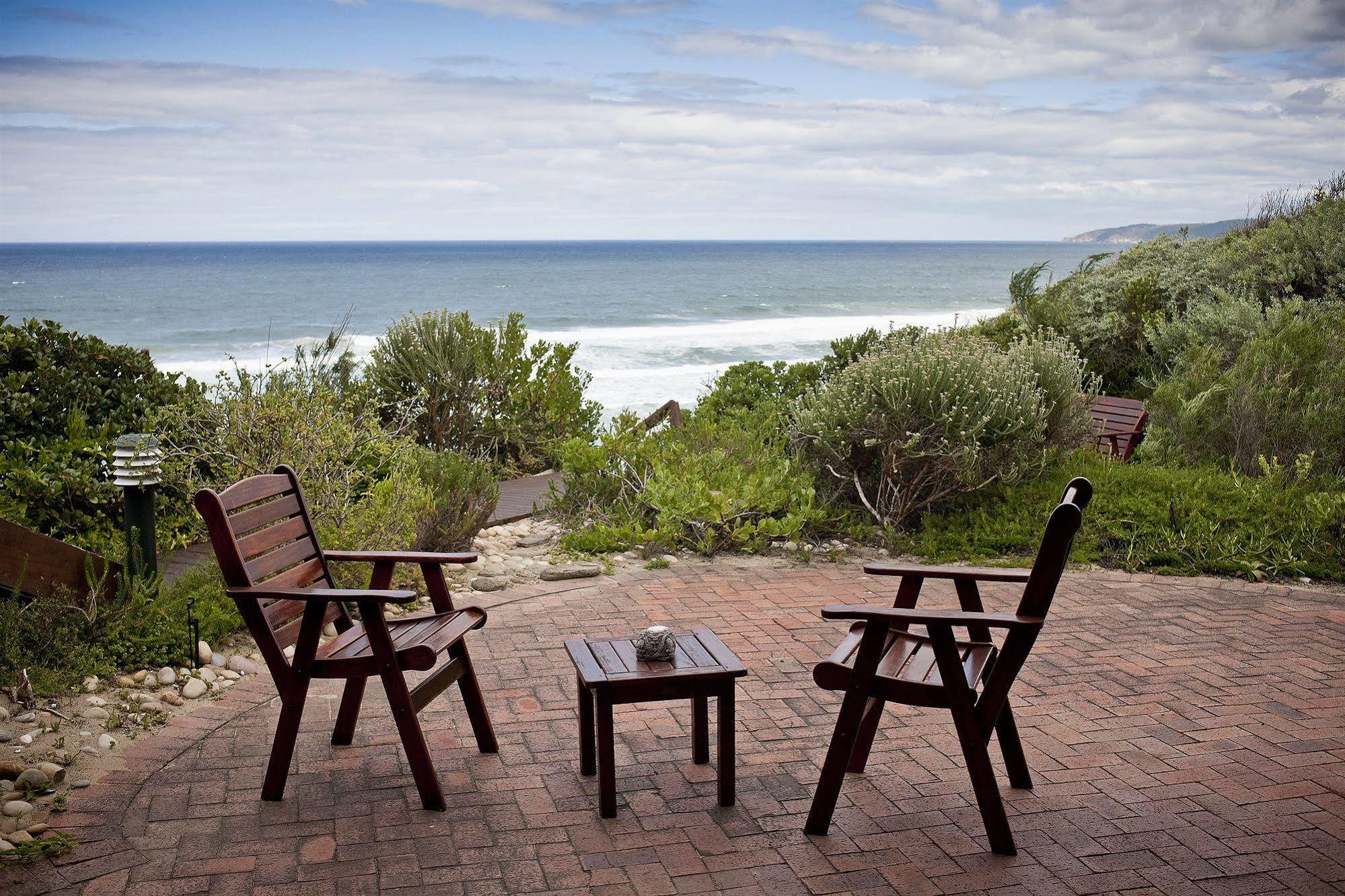 Dolphin Dunes Guesthouse Wilderness Exterior photo